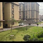 جاردينيا سيتي شقه إطلاله مميزه مع حديقه